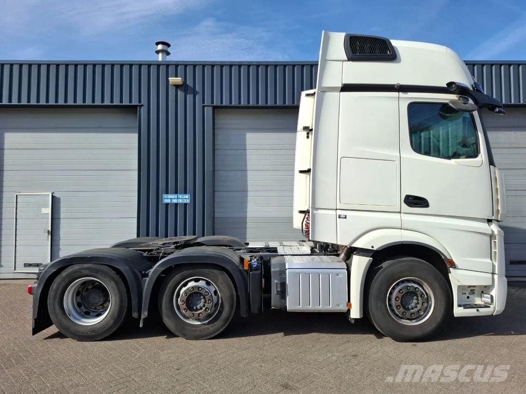 Mercedes-Benz Actros 2545 GIGASPACE 6X2 91325 Camiones tractor