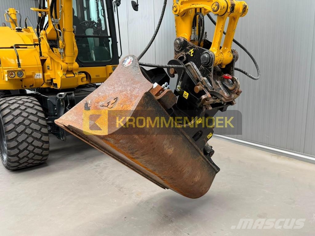 Komatsu PW 98 MR-10 Midi excavators 7t - 12t