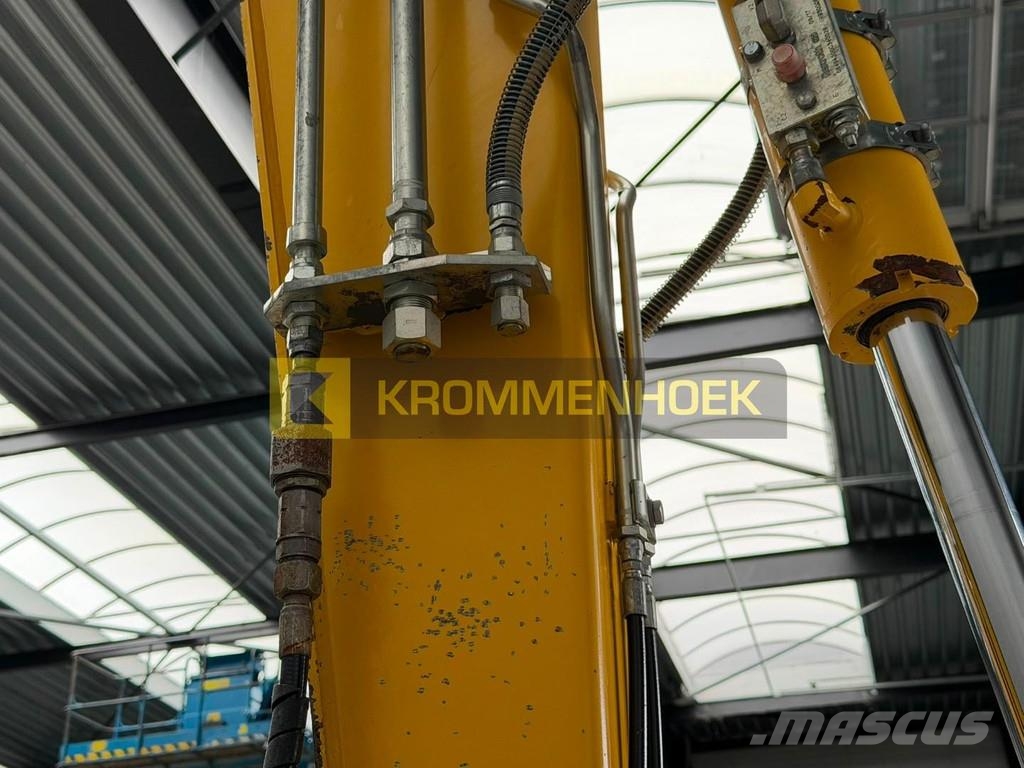 Komatsu PW 98 MR-10 Midi excavators 7t - 12t