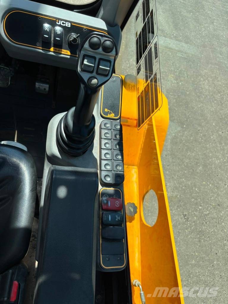 JCB TLT 35-26 4x4 شاحنات الديزل