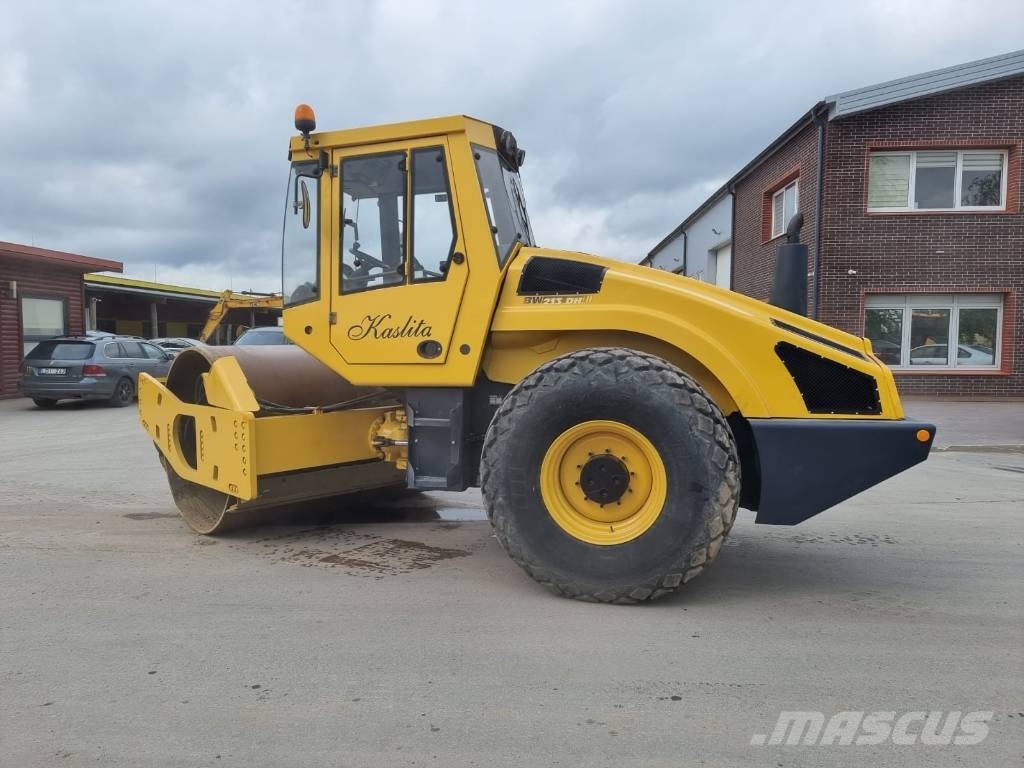 Bomag BW 213 D H-4 Walce jednobębnowe
