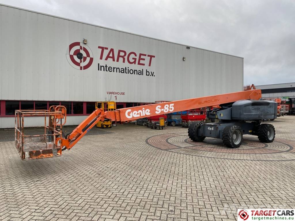 Genie S-85 Telescopic 4x4 Diesel Boom Work Lift 2790cm Nacelles télescopiques