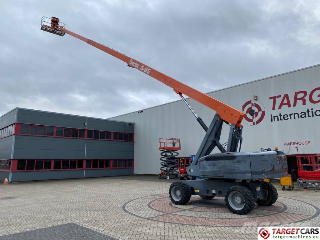 Genie S-85 Telescopic 4x4 Diesel Boom Work Lift 2790cm Nacelles télescopiques