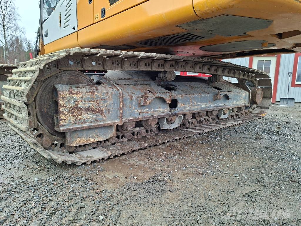 Liebherr R926 WLC 대형 굴삭기 29톤 이상