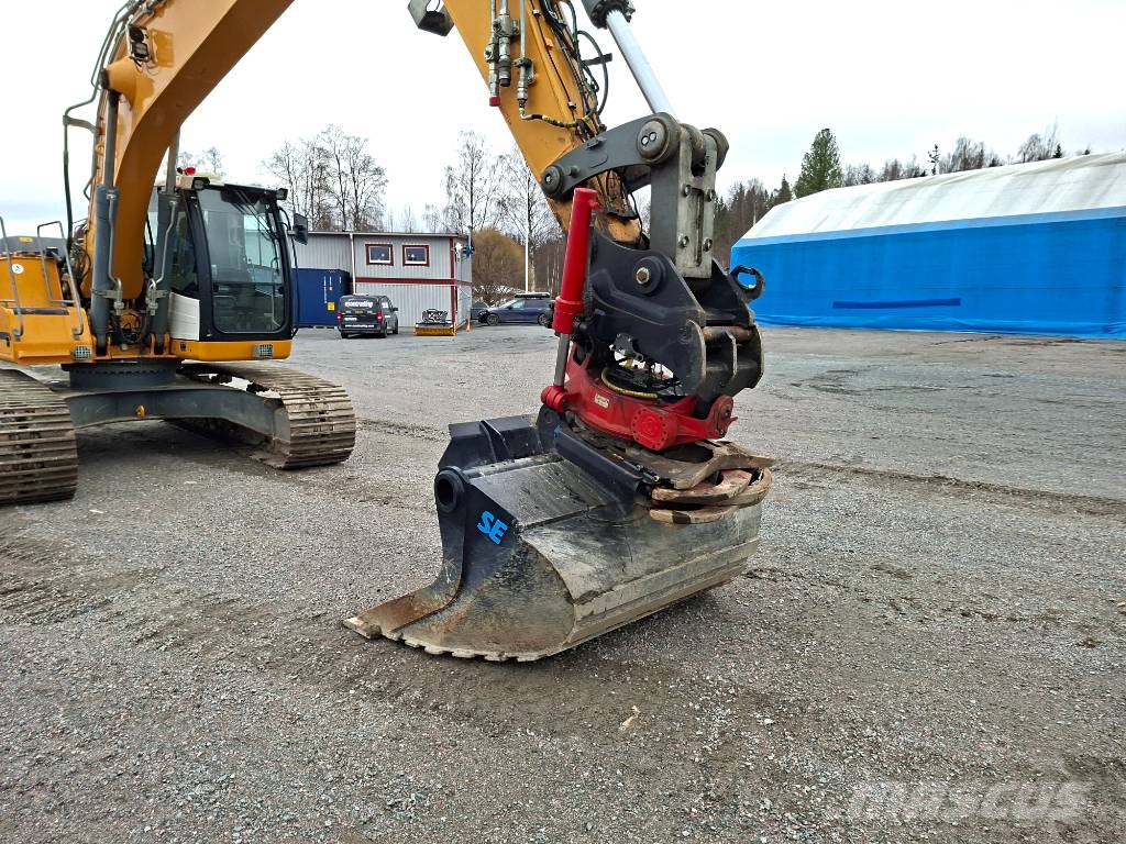 Liebherr R926 WLC 대형 굴삭기 29톤 이상