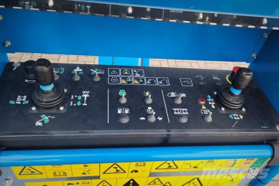 Genie S65XC Trax Valid inspection, *Guarantee! Diesel, 4 Teleskooppipuominostimet