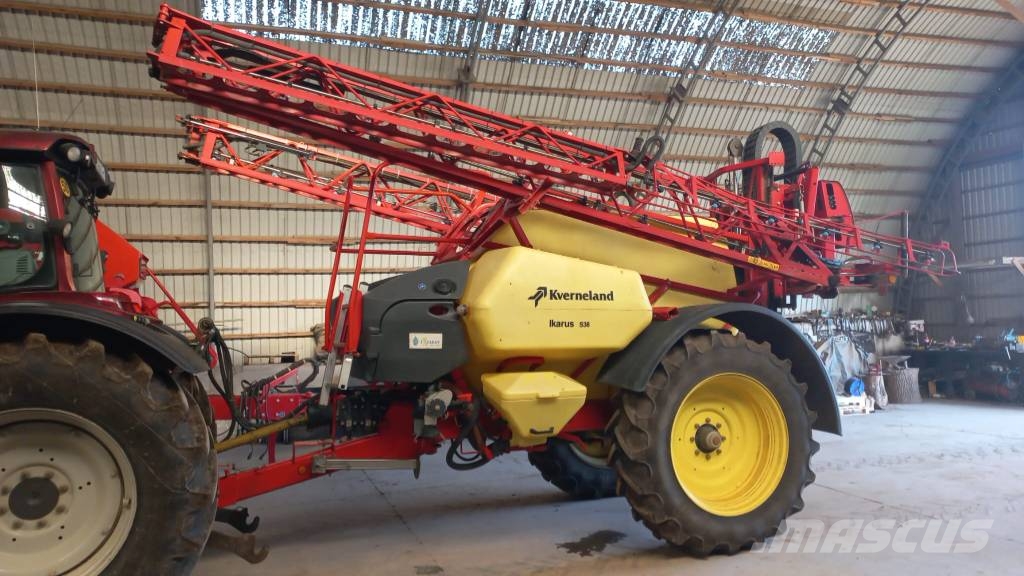 Kverneland Ikarus S38 Hinattavat ruiskut