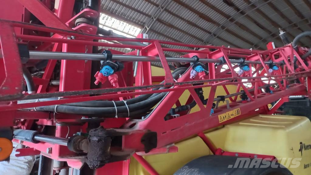 Kverneland Ikarus S38 Hinattavat ruiskut