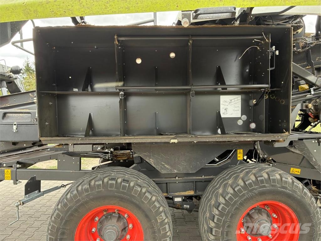 CLAAS Quadrant 5200 EVOLUTION FC Tandem Square balers