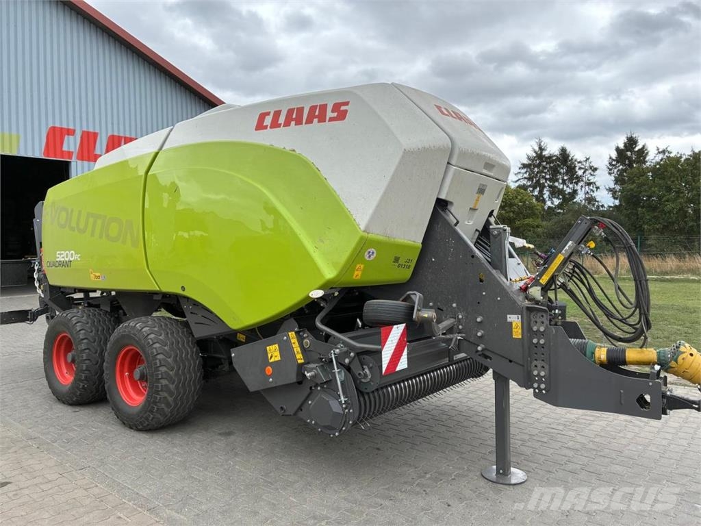 CLAAS Quadrant 5200 EVOLUTION FC Tandem Square balers