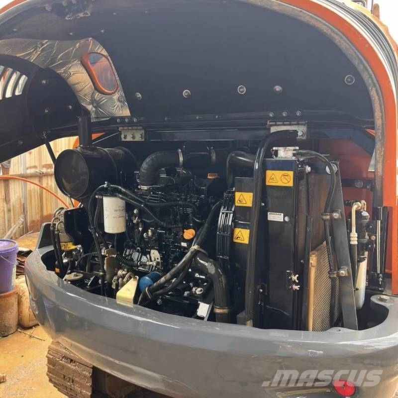 Doosan 60-9c Pásové rýpadlá