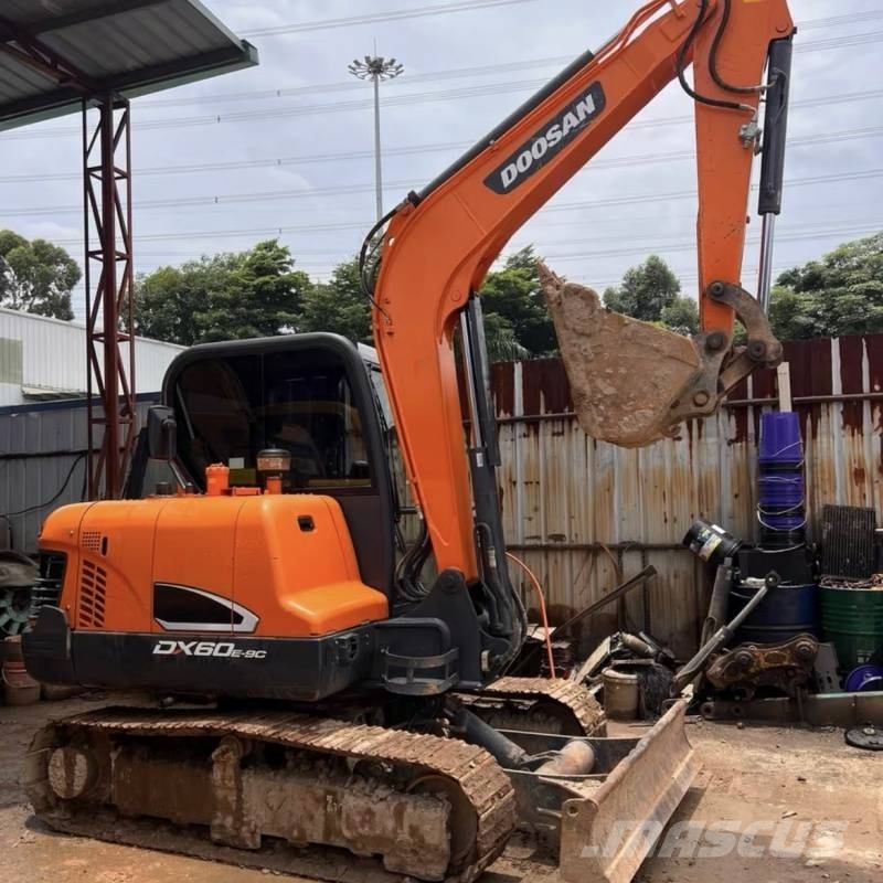 Doosan 60-9c Pásové rýpadlá