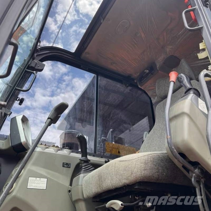 Doosan 60-9c Pásové rýpadlá