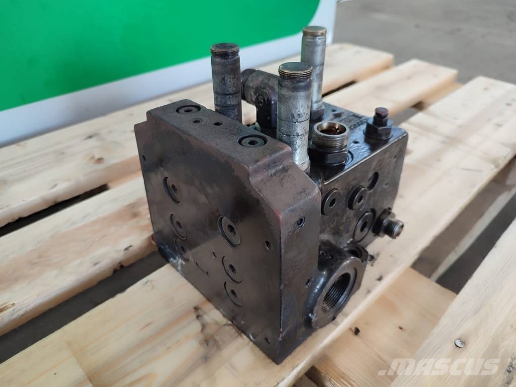 CLAAS Hydraulic block S05020003 Claas Arion 640 Hidraulika