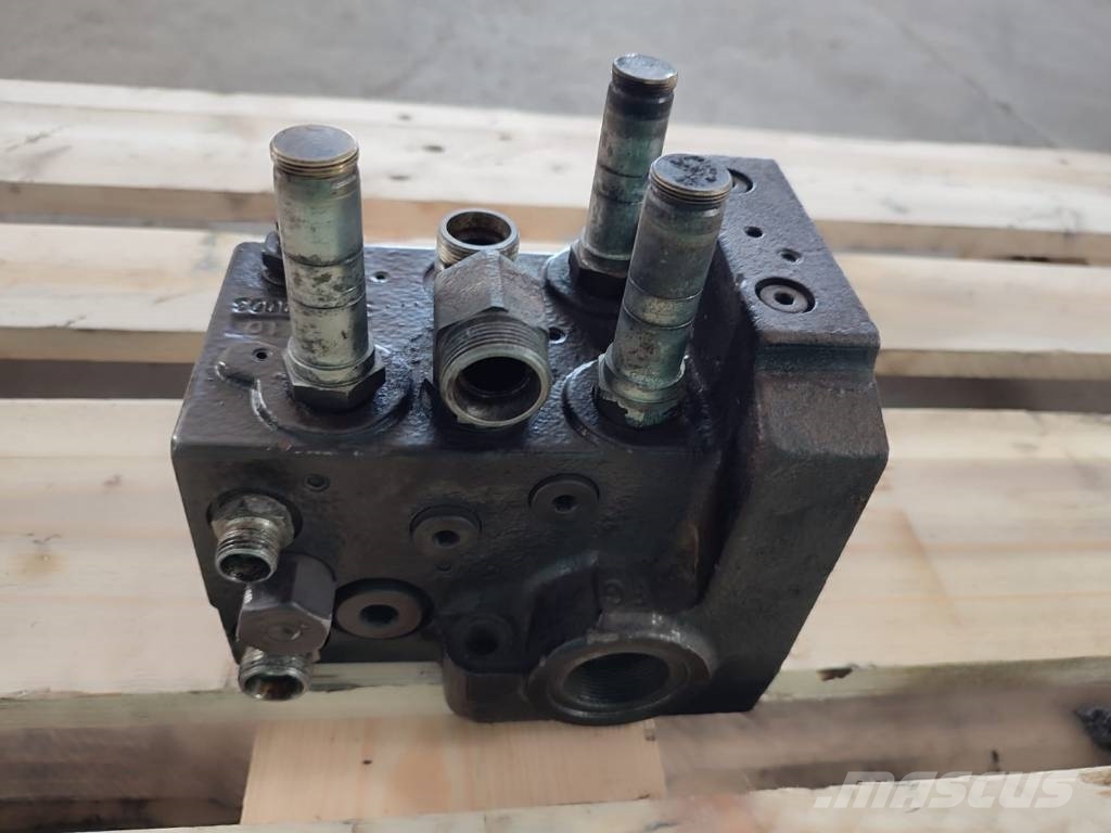 CLAAS Hydraulic block S05020003 Claas Arion 640 Hidraulika