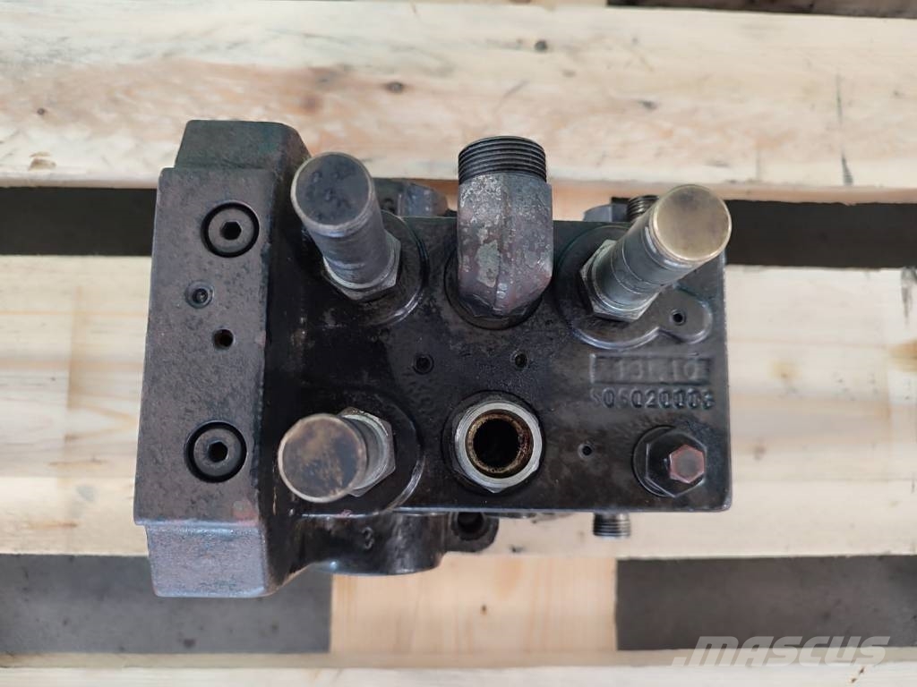 CLAAS Hydraulic block S05020003 Claas Arion 640 Hidraulika