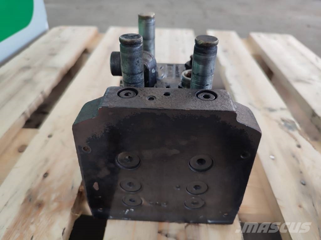 CLAAS Hydraulic block S05020003 Claas Arion 640 Hidraulika