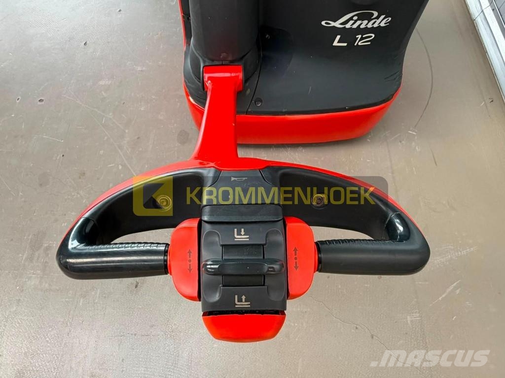 Linde L 12 Παλετοφόρα πεζού χειριστή με ιστό