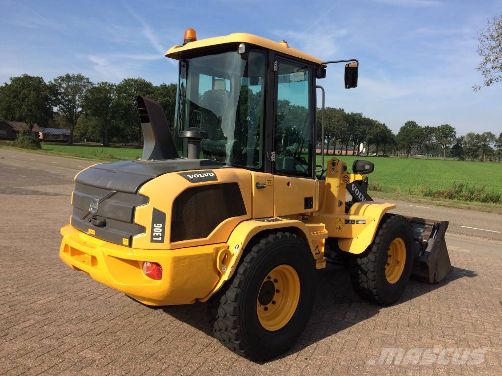 Volvo L 30 G Wielladers