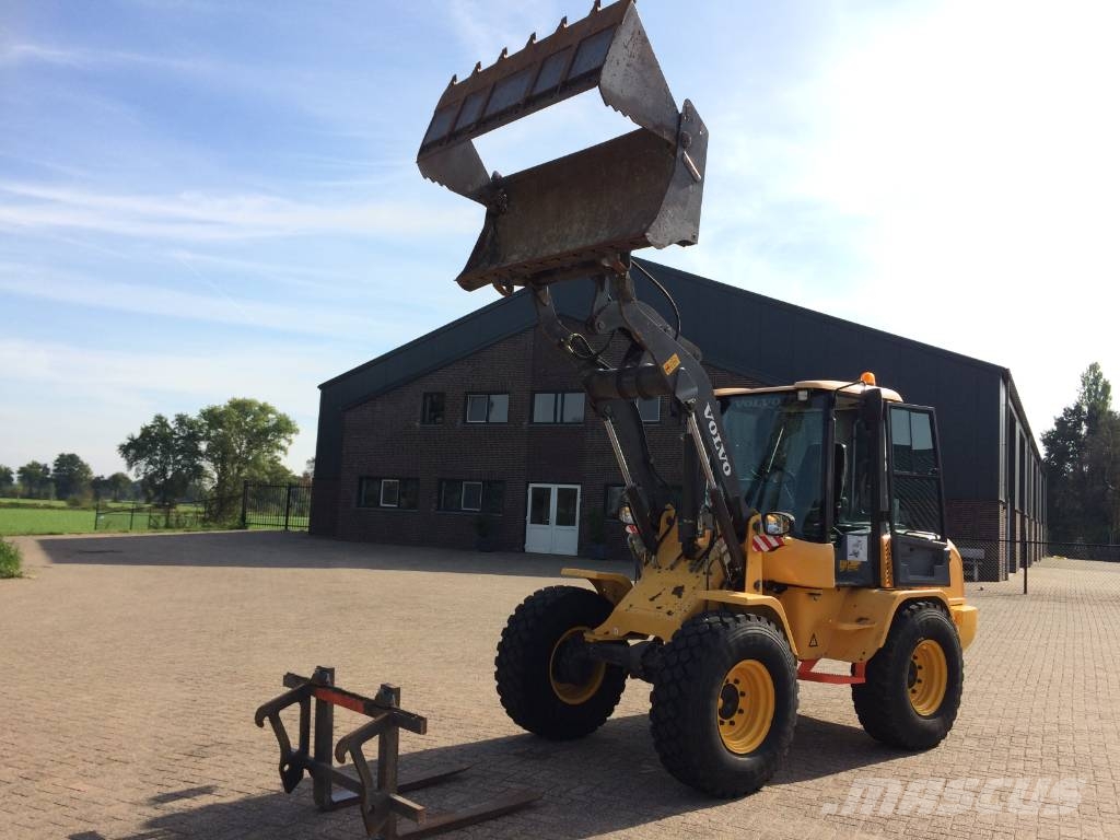 Volvo L 30 G Wielladers