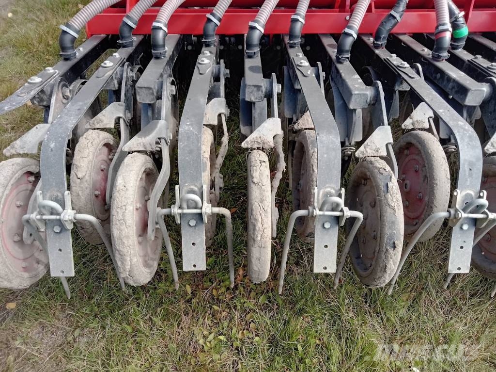 Horsch Pronto 4 DC PFF kiinteä مثاقيب