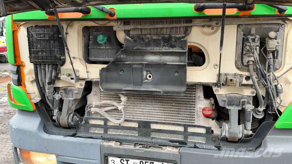 Mercedes-Benz ACTROS 2531 6x2 vaccum truck - lifting axle Kamioni za otpad