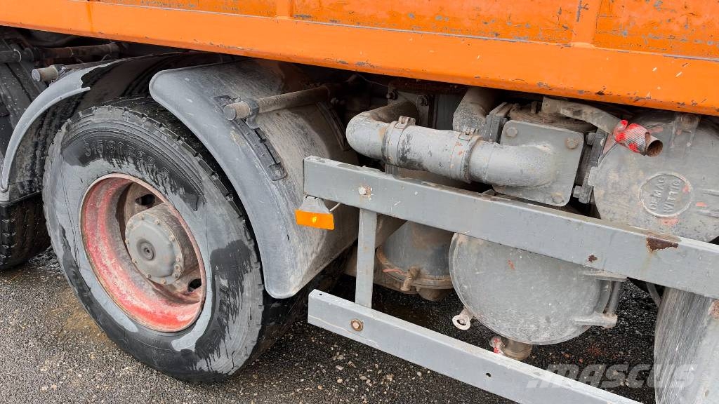 Mercedes-Benz ACTROS 2531 6x2 vaccum truck - lifting axle Kamioni za otpad