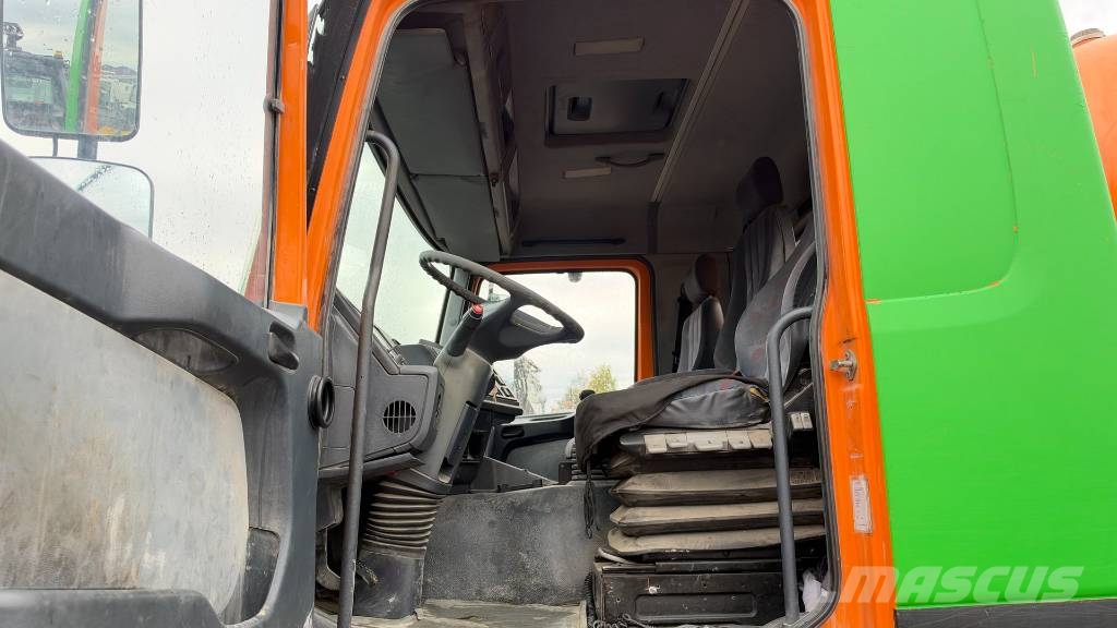 Mercedes-Benz ACTROS 2531 6x2 vaccum truck - lifting axle Kamioni za otpad