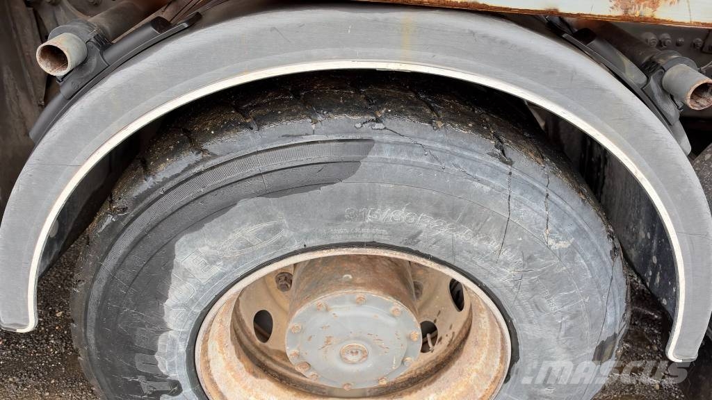 Mercedes-Benz ACTROS 2531 6x2 vaccum truck - lifting axle Kamioni za otpad
