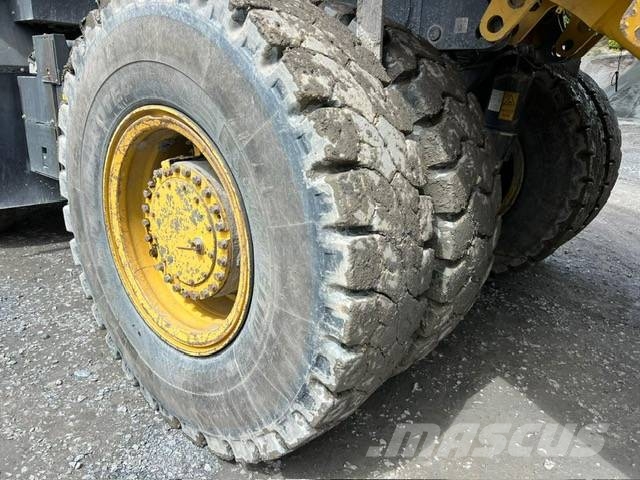 Komatsu HD 405-7 Kruti damperi