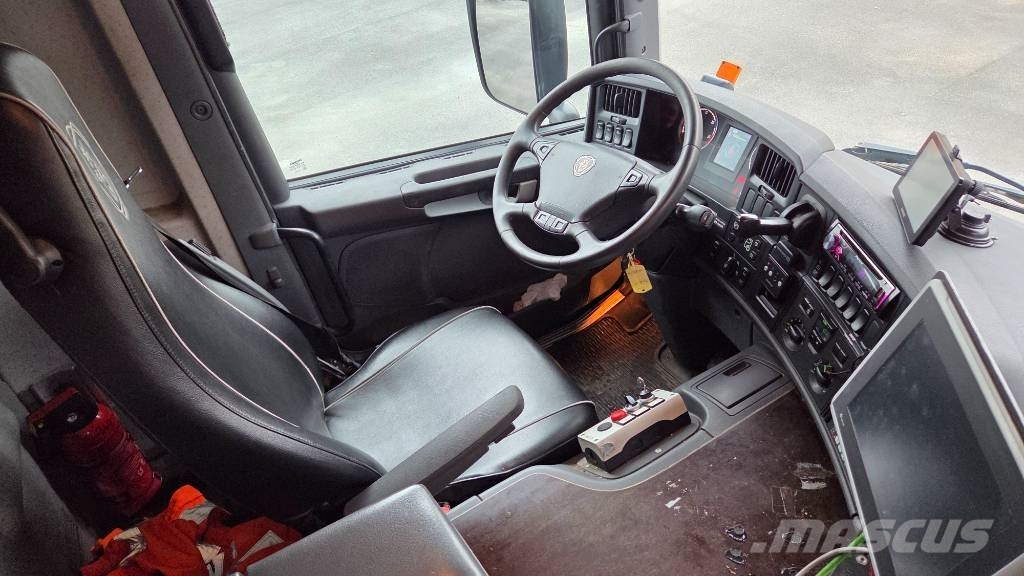 Scania P450 8X4*4 Otros camiones