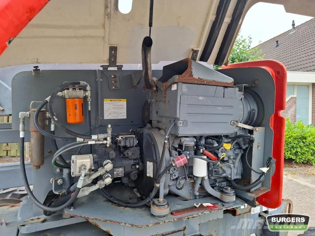 SkyJack SJ51 AJ Knikarmhoogwerkers