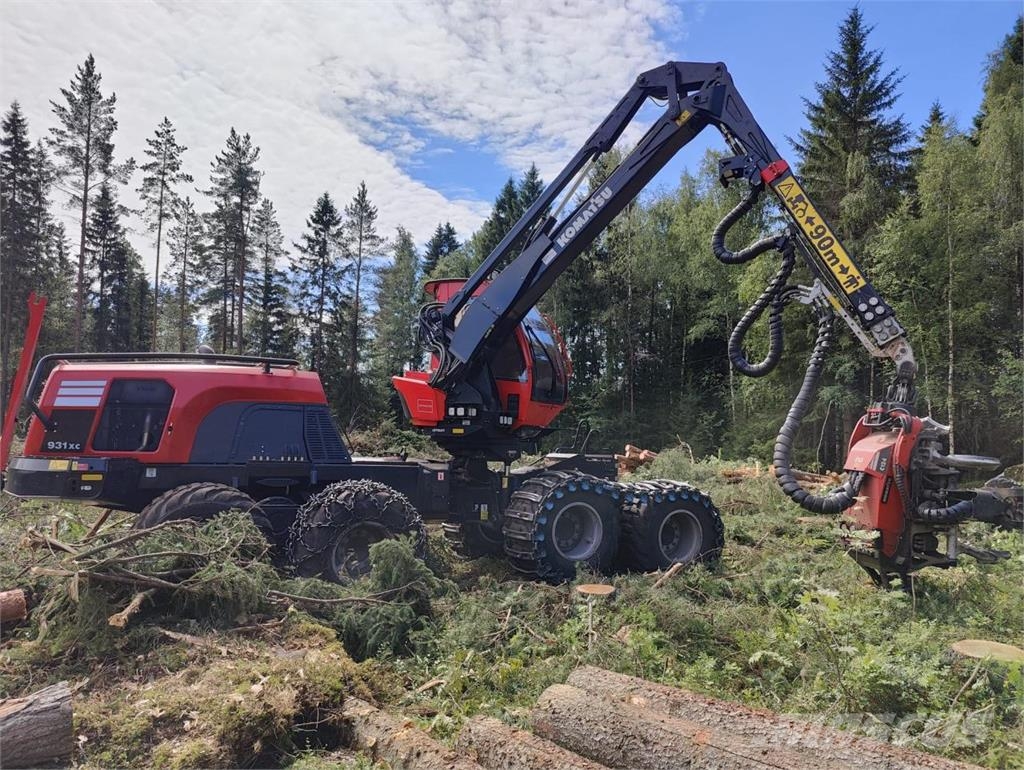 Komatsu 931 XC Yhdistelmäkoneet - korjurit