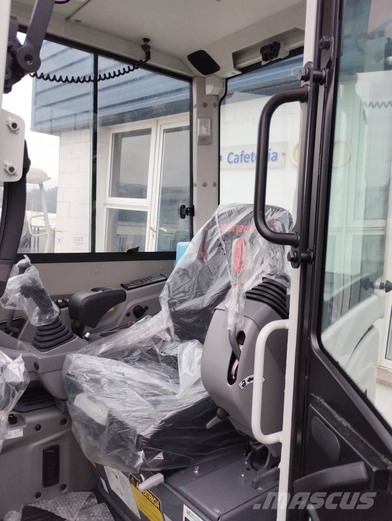 Takeuchi TB 325 R Miniescavadeiras < 7t (Mini escavadeiras)
