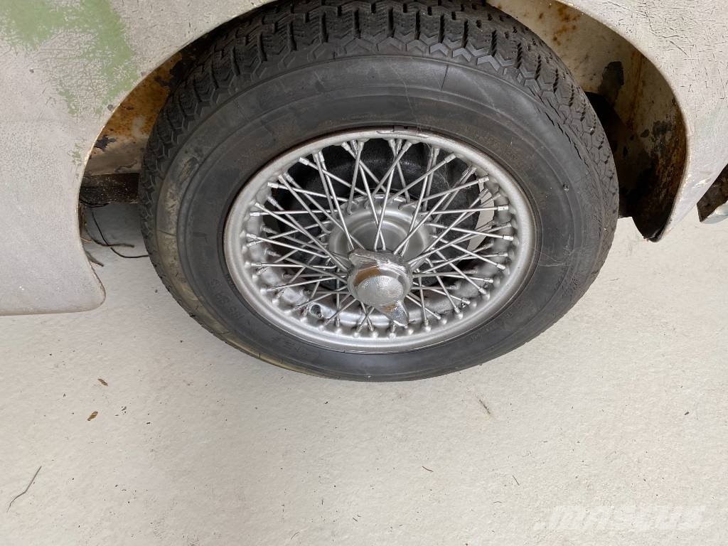 DORETTI SWALLOW 2 -LITRE Carros