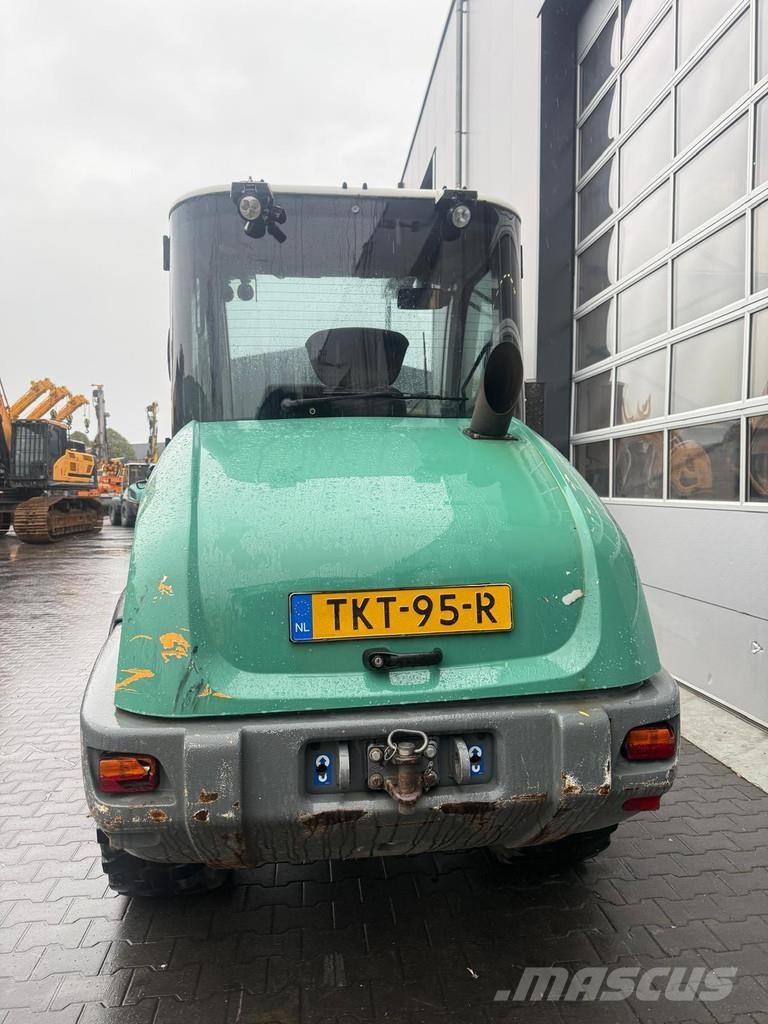 Liebherr L506C Rataslaadurid