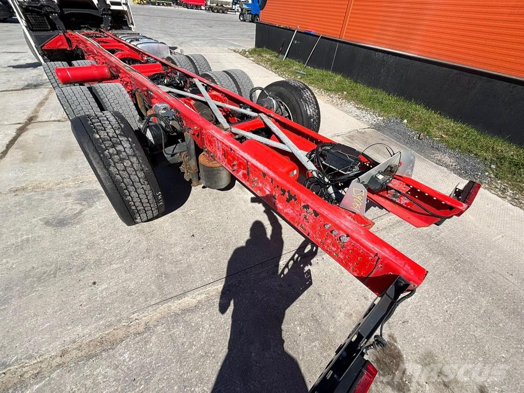 Scania R 540 8x4*4 9 TON FRONT AXLE / RETARDER / CHASSIS Camiones con chasís y cabina