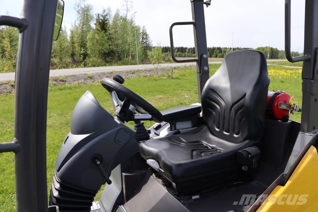Mecalac MCL2 Kompaktlastare