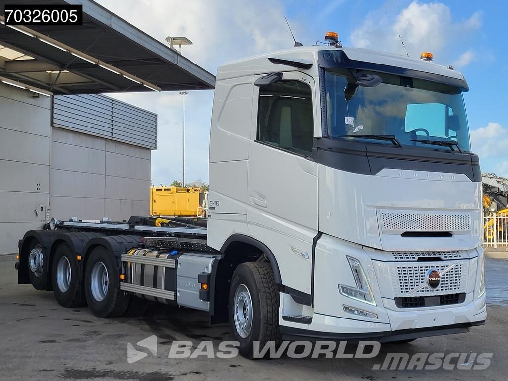 Volvo FH Aero 540 8X4 NEW! HYVA 30-62 S Heavy Durt Conta Treileri ar āķi