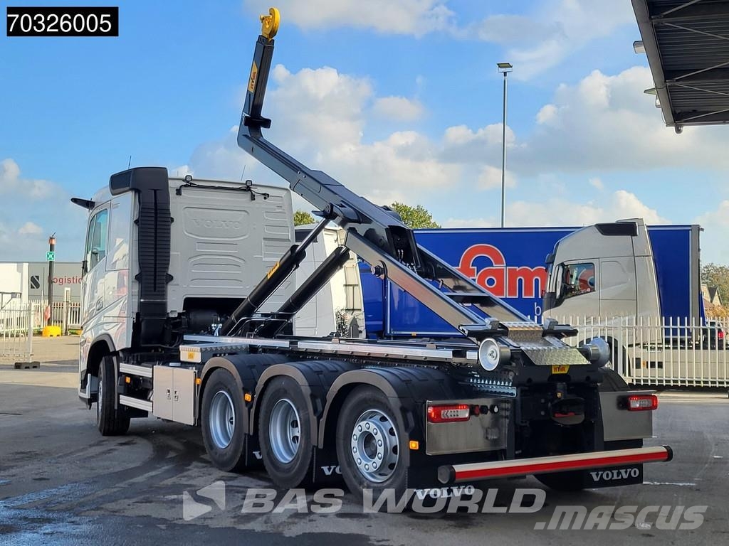 Volvo FH Aero 540 8X4 NEW! HYVA 30-62 S Heavy Durt Conta Treileri ar āķi