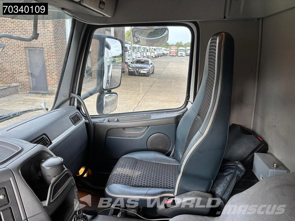 Volvo FM 330 6X2 運油車