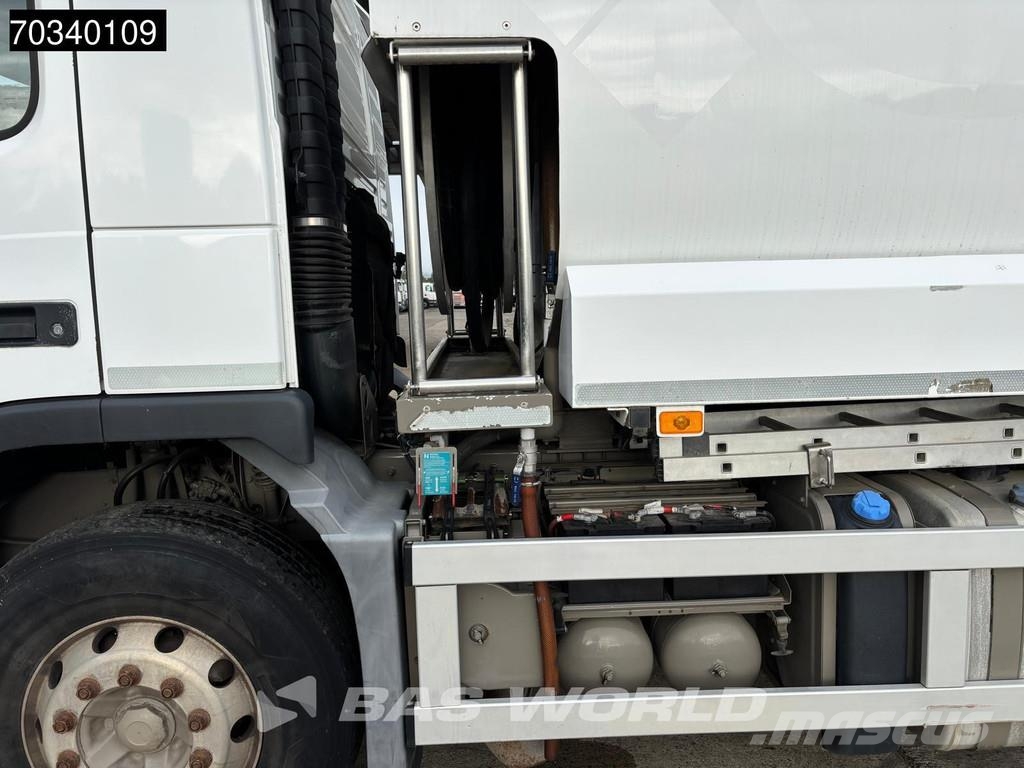 Volvo FM 330 6X2 運油車