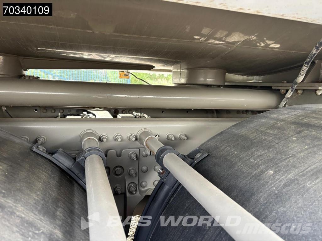Volvo FM 330 6X2 運油車