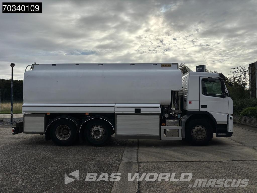 Volvo FM 330 6X2 運油車