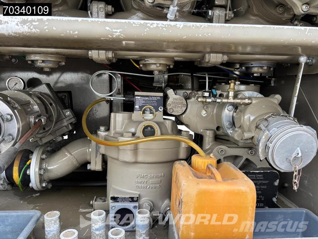 Volvo FM 330 6X2 運油車