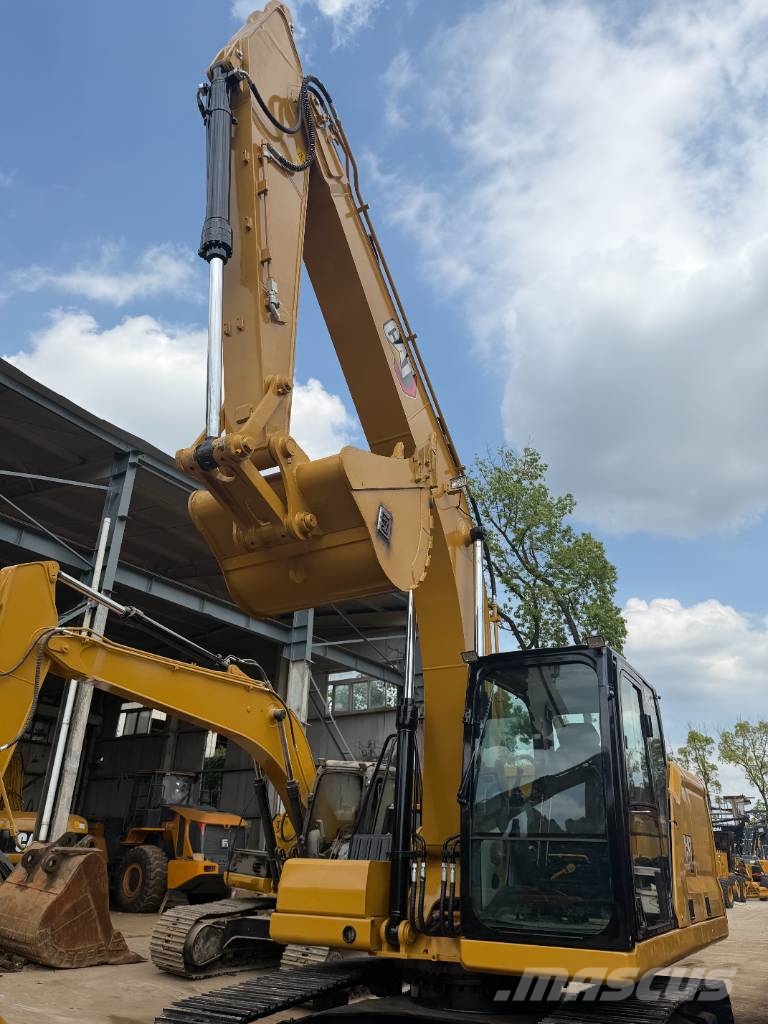 CAT 320 GC 3000 units excavators in stock Excavatoare pe șenile