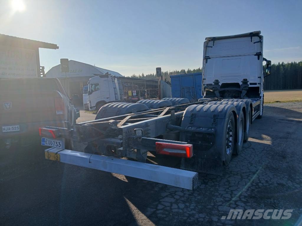 Scania G560 8x4 4750mm alusta Kuorma-autoalustat