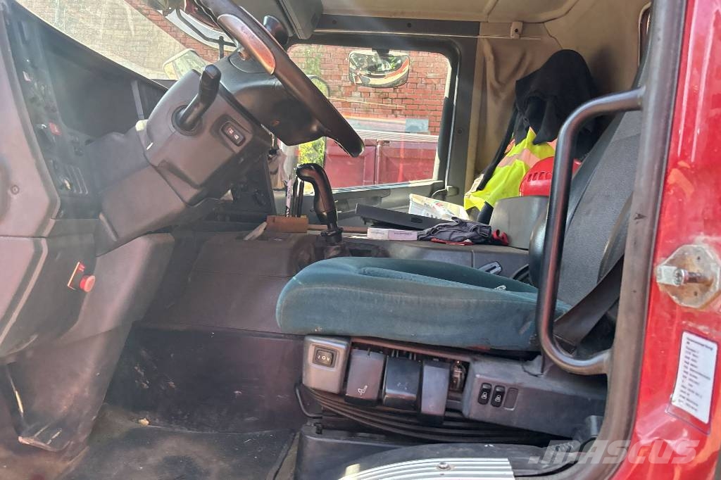 Scania P 380 LB 6x2 4 HNA Liftdumperbilar