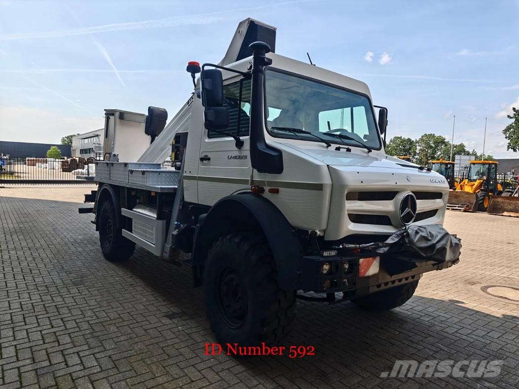 Unimog U4023 4x4 Isoli PT180 Winch! Auto košare