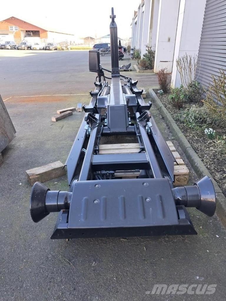 Hiab Optima 25 ton New and unused Hiab hooklift 25 tons Hakowce